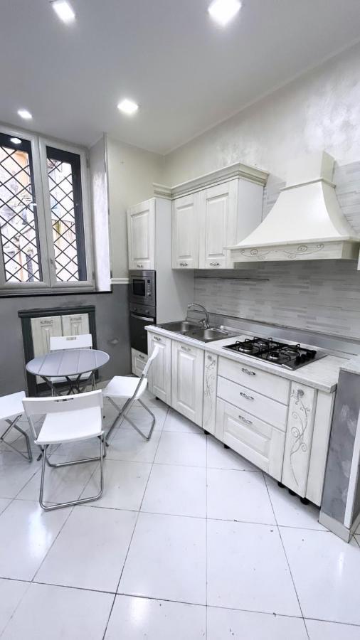Da Concettina House Apartment Napoli Bagian luar foto