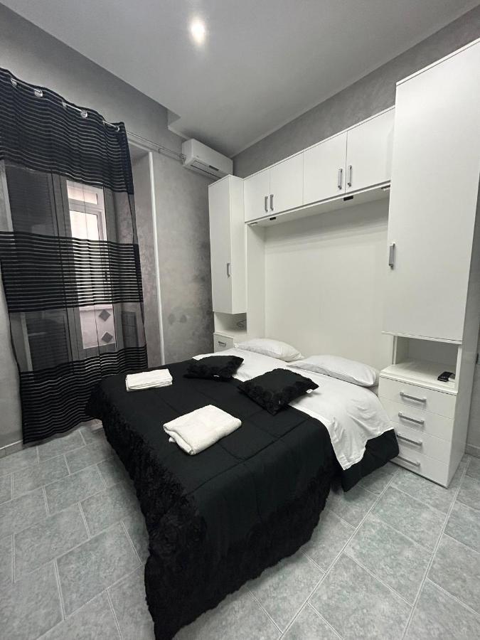 Da Concettina House Apartment Napoli Bagian luar foto