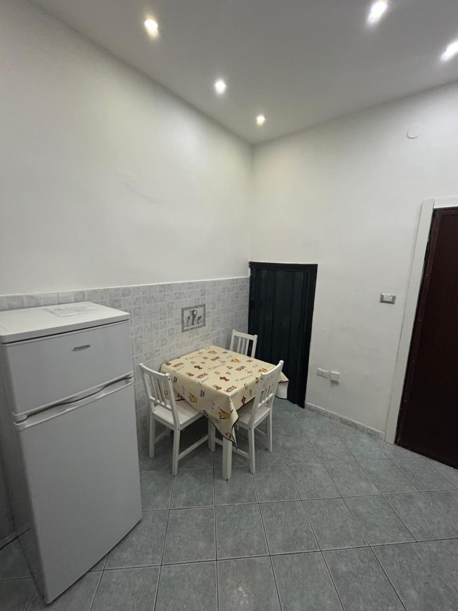 Da Concettina House Apartment Napoli Bagian luar foto